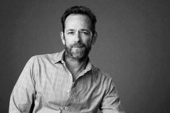 Ilustračný obrázok k článku Svet prišiel o hviezdu Beverly Hills 90210: Luke Perry (†52) neprekonal mŕtvicu