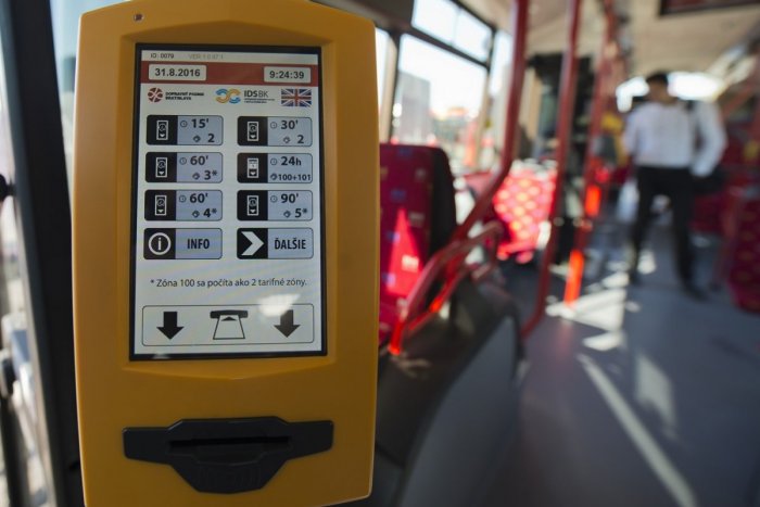 Ilustračný obrázok k článku Toto cestujúcich poteší: Od nedele vám garantujú nadväznosť autobusov na vlaky