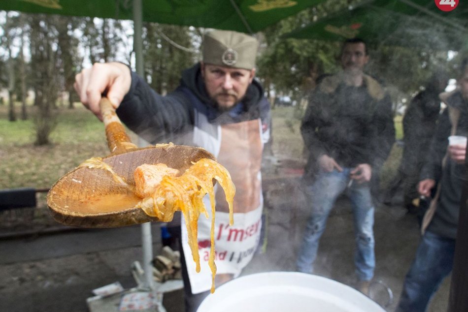 Ilustračný obrázok k článku Hľadá sa najobľúbenejšie jedlo z okolia Topoľčian: Ktoré je vášmu srdcu najbližšie?