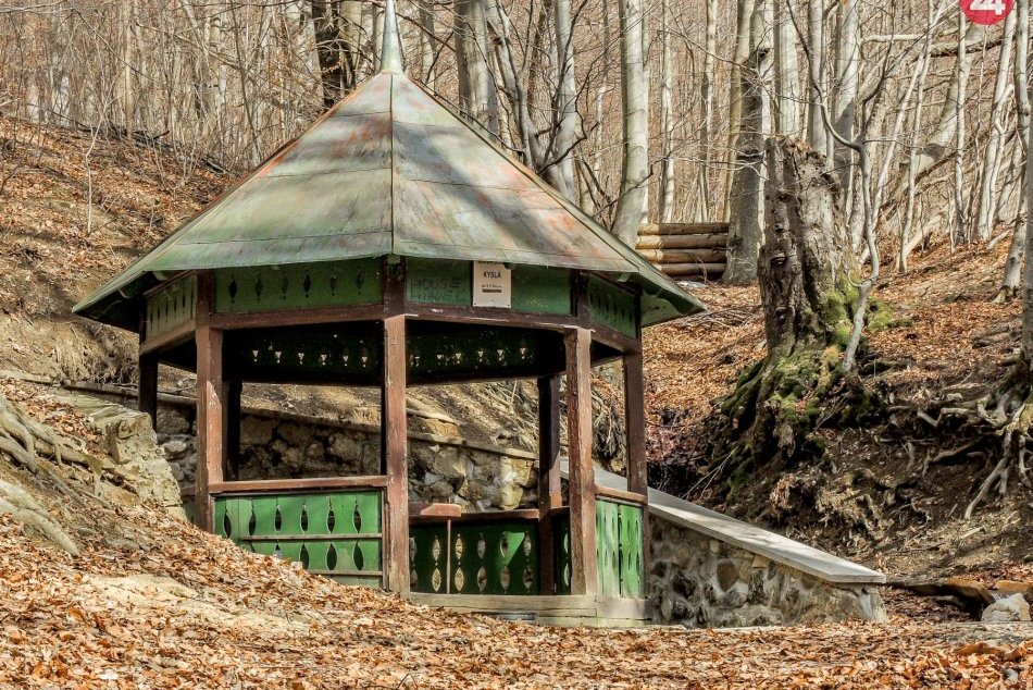 Ilustračný obrázok k článku Neďaleko Bystrice vyviera tekutý poklad. Poznáte pramene v Uhliarskej doline? FOTO