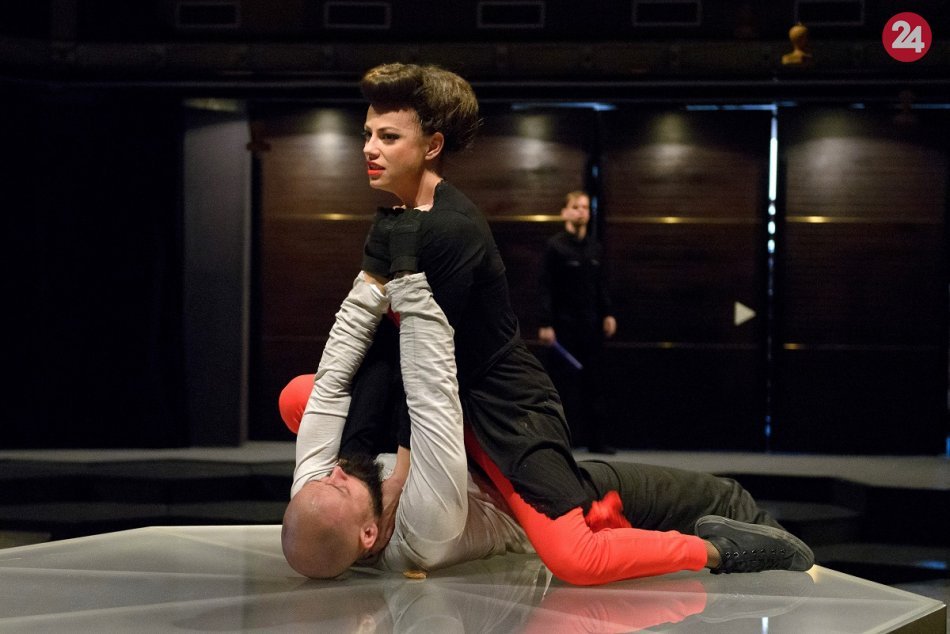 Ilustračný obrázok k článku Na doskách DAB v Nitre uvidíme inscenáciu Banalita lásky: Prípravy už začali