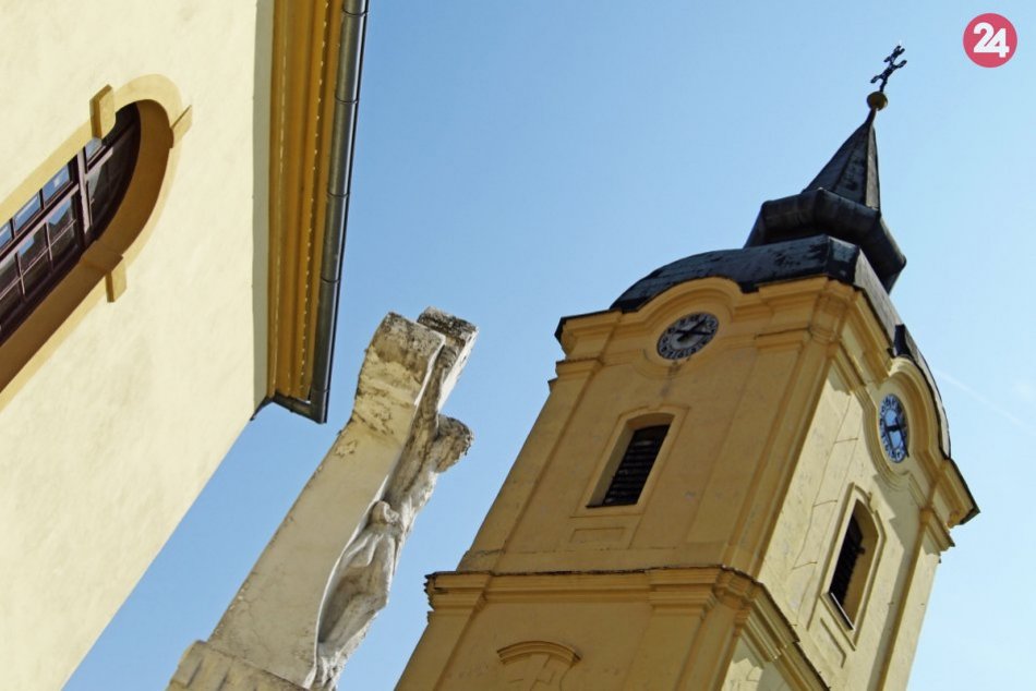 Ilustračný obrázok k článku Tip na víkend: Šikmá veža a kráľ Madagaskaru lákajú do Vrbového