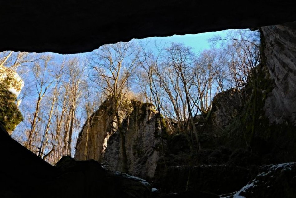 Ilustračný obrázok k článku Prebúdzajúca sa príroda v okolí Silice je úchvatná: Pozrite si krásne jarné FOTKY z ľadnice a okolia