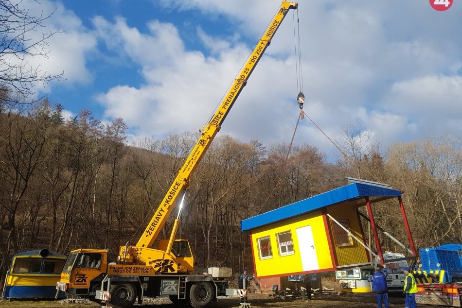 Ilustračný obrázok k článku Novinky na detskej železničke: Rekonštruujú výhybňu Vpred a postavili stanicu na Alpinke