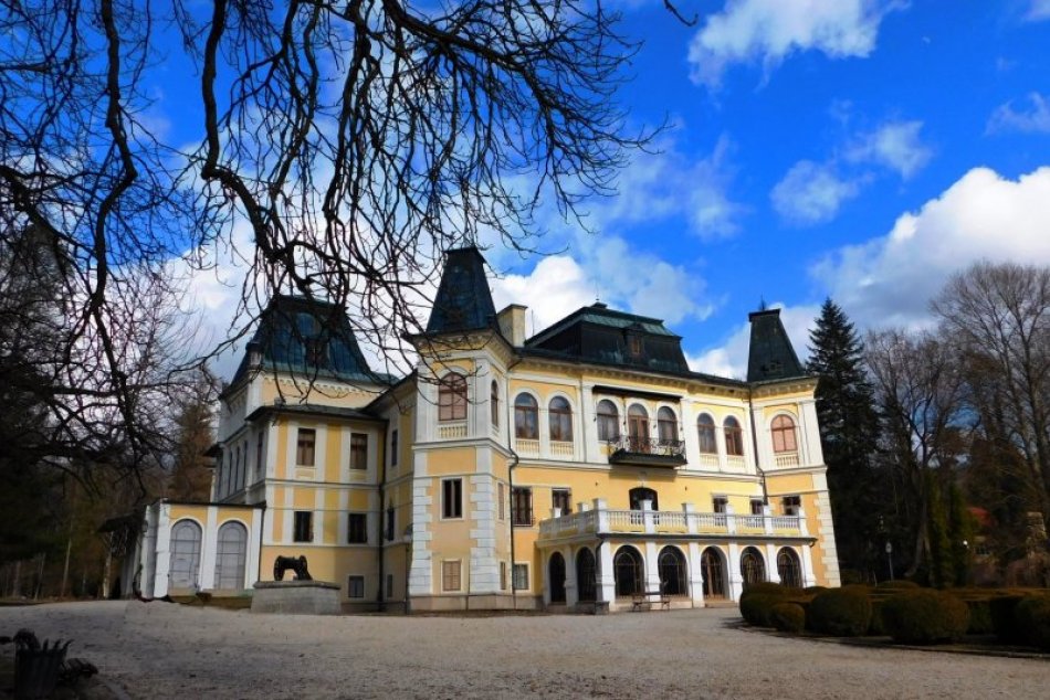 Ilustračný obrázok k článku Fotky, ktoré stoja za povšimnutie: Park v Betliari láka svojou krásou