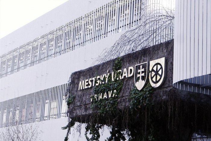 Ilustračný obrázok k článku Primátor zvolal mimoriadne zasadnutie: Na pretrase bude aj rozšírenie skládky