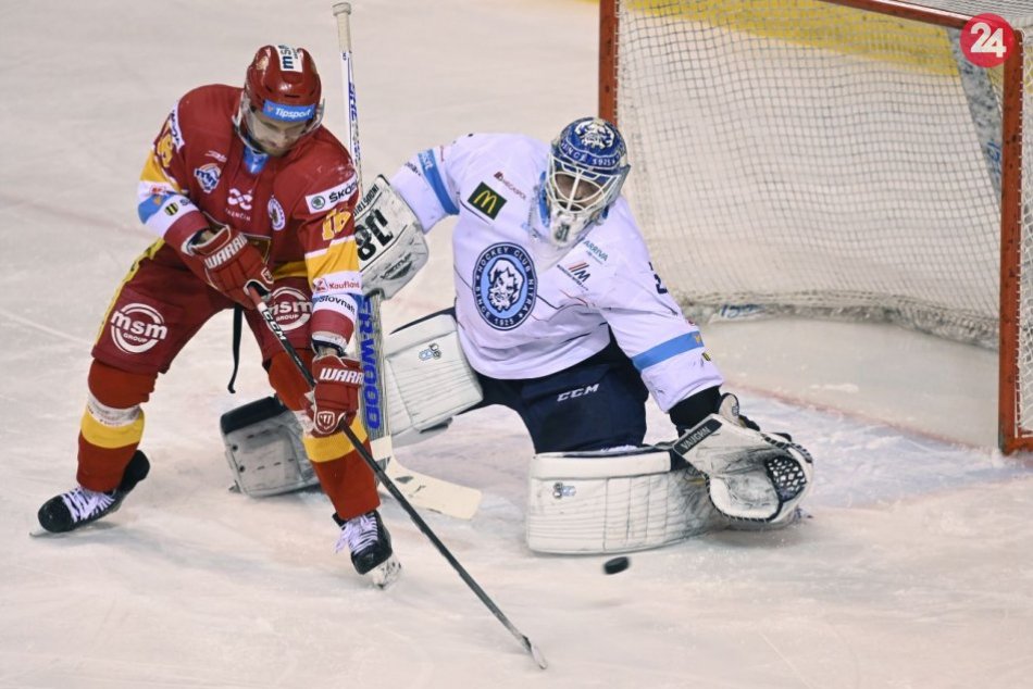 Ilustračný obrázok k článku Nitra je v semifinále! Trenčín Šimbochovi gól nestrelil, FOTO