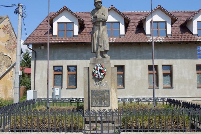 Ilustračný obrázok k článku FOTOKVÍZ z dedín pri Trenčíne: Mrknite na 10 fotiek a otestujte sa