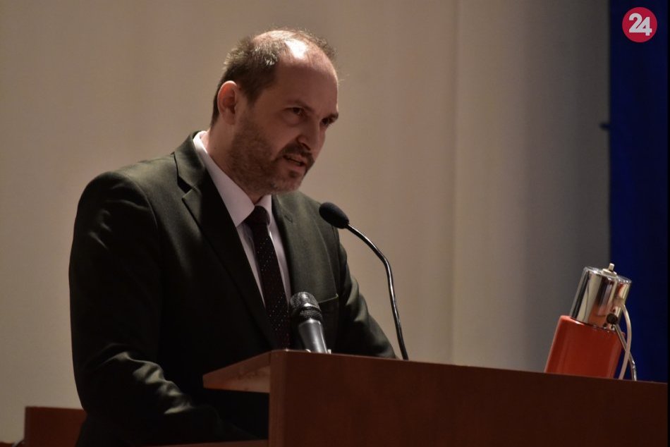 Ilustračný obrázok k článku Mesto bude kupovať akcie Východoslovenskej vodárenskej spoločnosti. Poslanci návrh odsúhlasili