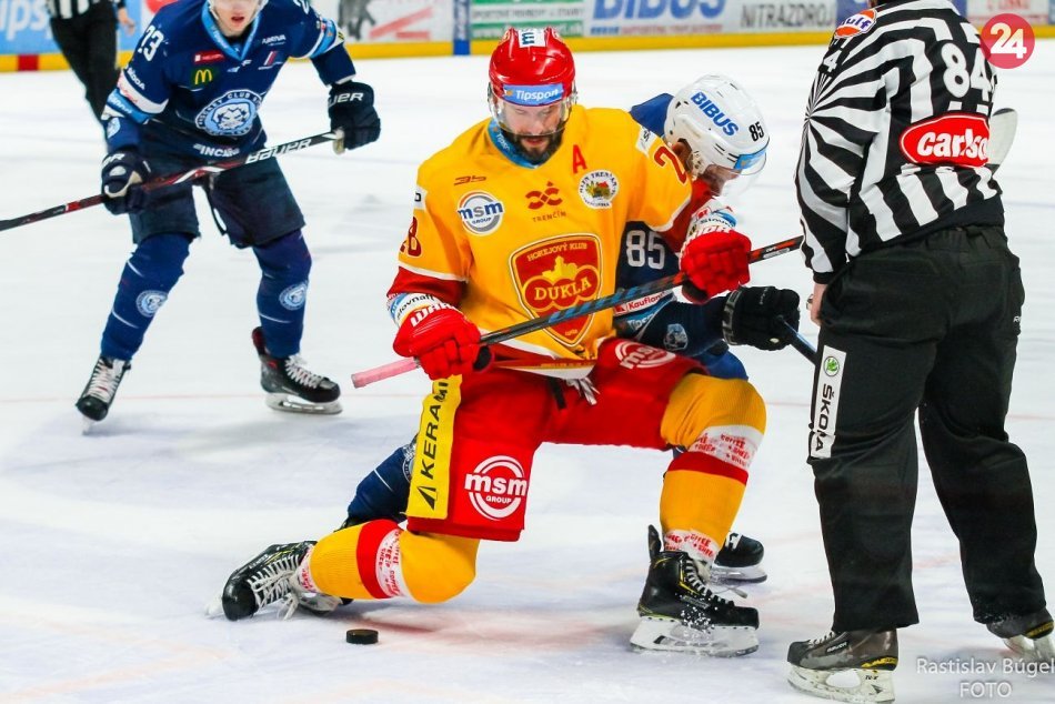 Ilustračný obrázok k článku Dukla Trenčín pokračuje v príprave: Poznáme aktuálny káder a PROGRAM zápasov