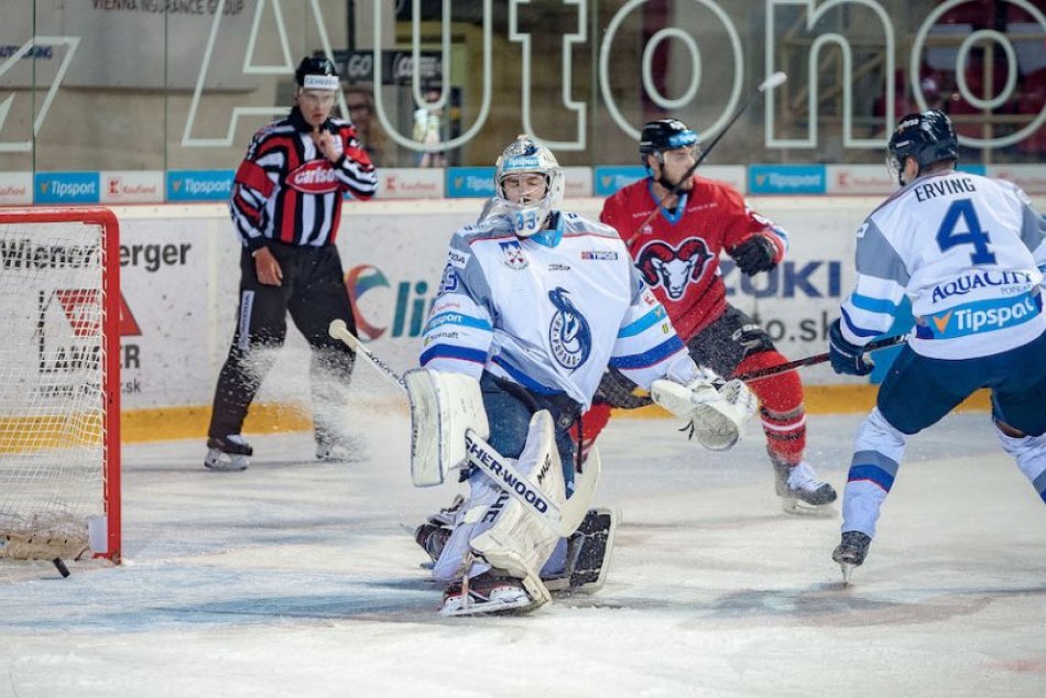 Ilustračný obrázok k článku Semifinále začali Popradčania v Banskej Bystrici. Na úvod prehra kamzíkov