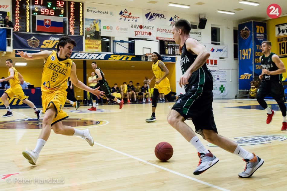 Ilustračný obrázok k článku Záver základnej časti sa blíži. Iskra Svit bojuje o tretie miesto v tabuľke