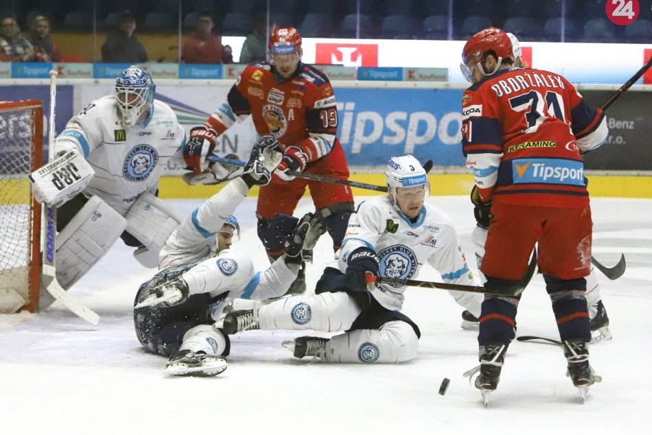 Ilustračný obrázok k článku Zvolen nezvládol prvý semifinálový duel. O víťazstve Nitry rozhodol hetrikom Blackwater, FOTO