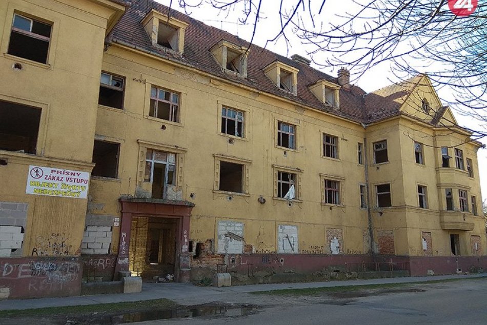 Ilustračný obrázok k článku Oprava cesty na Kasárenskej musí počkať: Na ulici sa chystajú stavebné úpravy