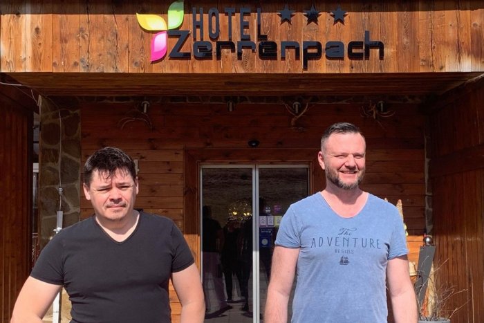 Ilustračný obrázok k článku Otvorená spoveď slovenských podnikateľov:  Štát nám hádže polená pod nohy, hovoria hotelieri