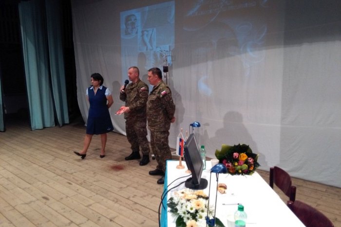 Ilustračný obrázok k článku V Pliešovciach pokrstili unikátnu knihu. Je o záchrane ľudských životov