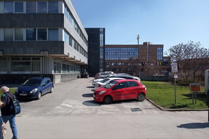 Ilustračný obrázok k článku Primátor Fiabáne: Čaká Žilinu rezidenčné parkovanie?