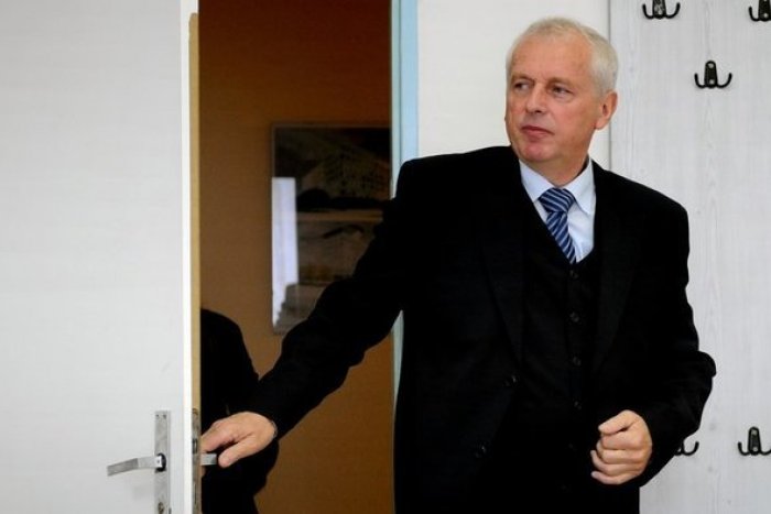 Ilustračný obrázok k článku Odsúdený bývalý viceprimátor Eugen Čuňo neuhradil peňažný trest, požiadal o splátky