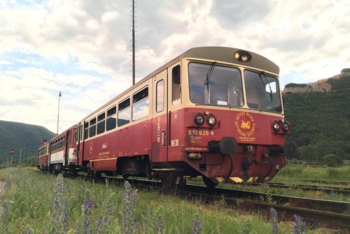 Ilustračný obrázok k článku Tipy na víkend: Čo tak ísť vlakom na výlet? A stihnete aj voľby