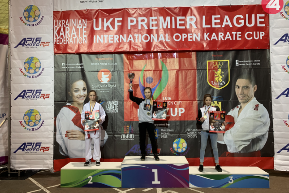 Ilustračný obrázok k článku Medailový víkend popradských karatistov: Shihanisti žali úspechy hneď na dvoch frontoch