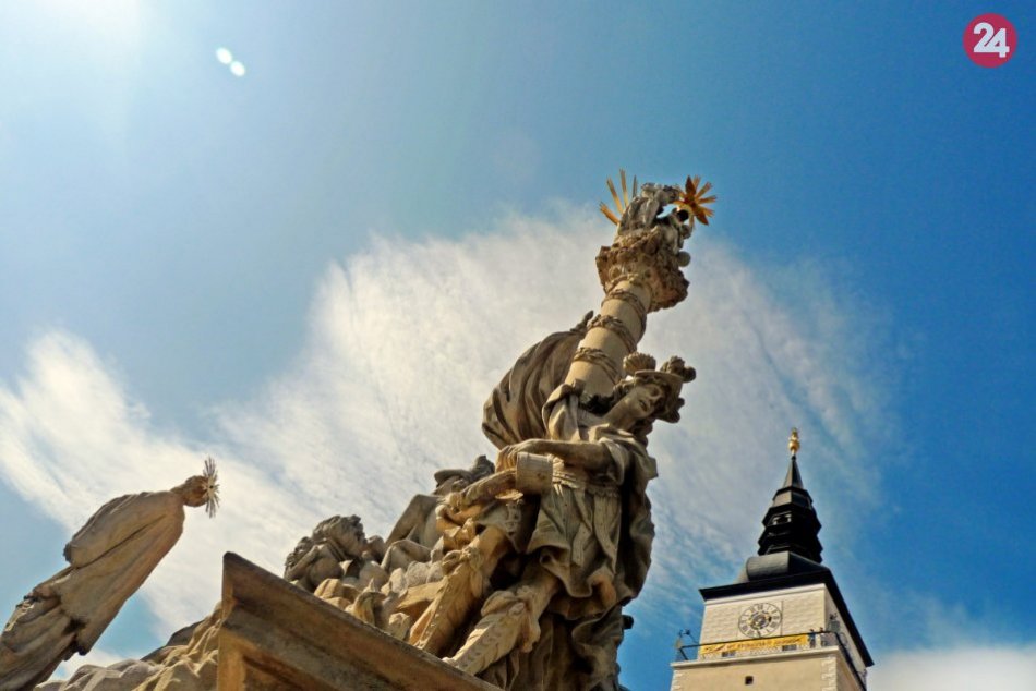 Ilustračný obrázok k článku Ozdoba Trnavy: Súsošie Najsvätejšej Trojice zdobí námestie už niekoľko storočí