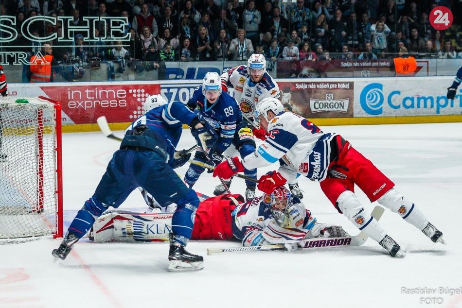 Ilustračný obrázok k článku Nitra ťahala vo štvrtom zápase za kratší koniec: Zvolen vyrovnal stav série, FOTO