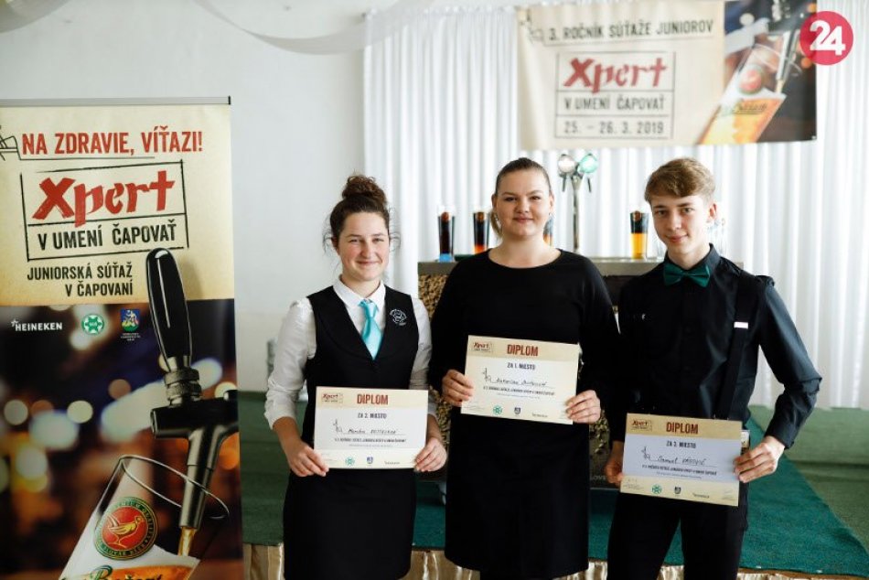 Ilustračný obrázok k článku Zámky patria k slovenskej špičke: Súťaž preverila vedomosti študentov o pive, FOTO