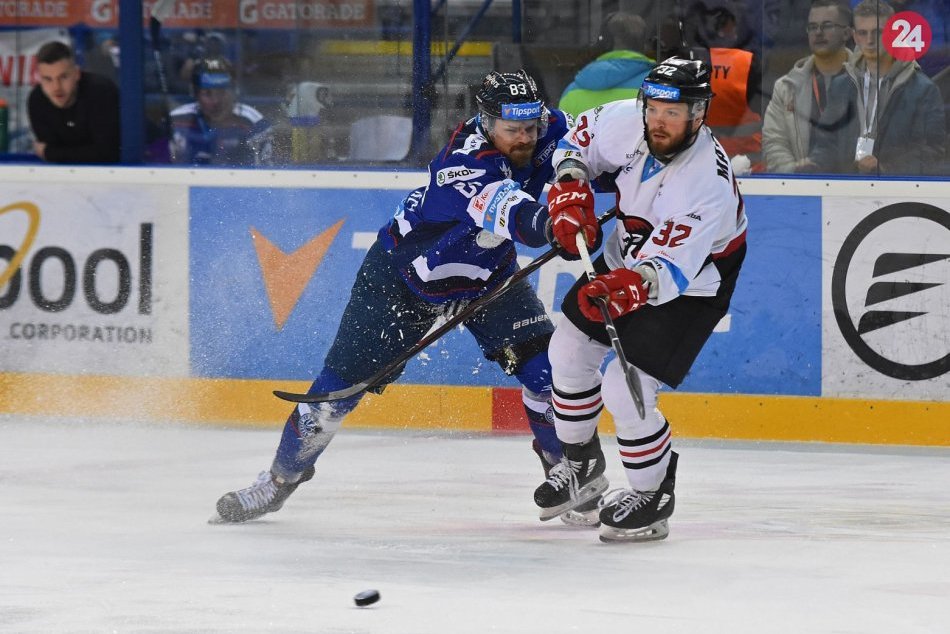 Ilustračný obrázok k článku Poprad doma gól nestrelil: Banská Bystrica sa stala prvým finalistom, FOTO