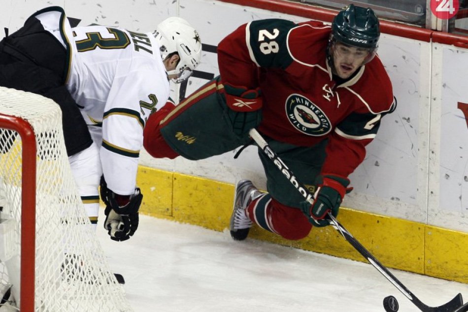 Ilustračný obrázok k článku Hrával v NHL, KHL aj s dvojkrížom na hrudi: Známy rodák zo Zámkov ukončil kariéru