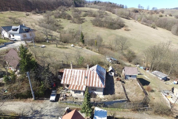 Ilustračný obrázok k článku Rodinný dom pri Štiavnici vhodný na chalupu