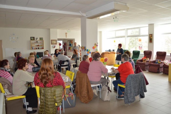 Ilustračný obrázok k článku Šaliansky stacionár vítal verejnosť: Klienti si oddýchnu aj sa zabavia, FOTO