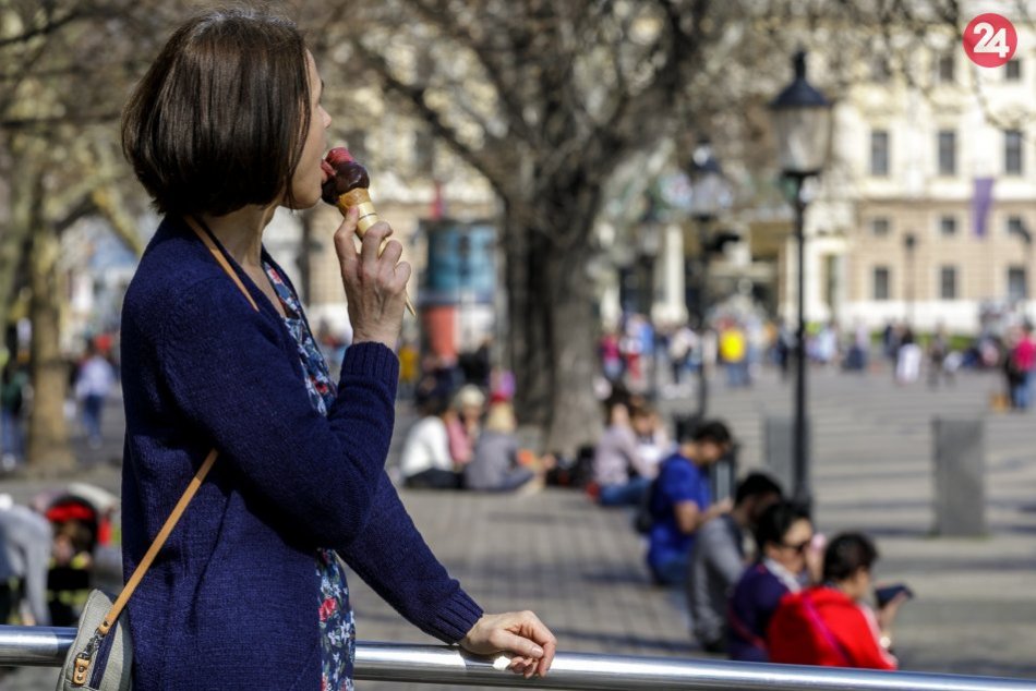 Ilustračný obrázok k článku RANNÁ ŠTVORKA: Pondelok nám dopraje teploty do 21 stupňov,  meniny má Albert