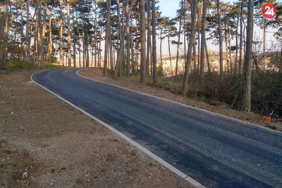 Ilustračný obrázok k článku Pri novej cyklotrase zabudli na asfalt za vyše 26-tisíc eur: Za chybu zaplatí mesto