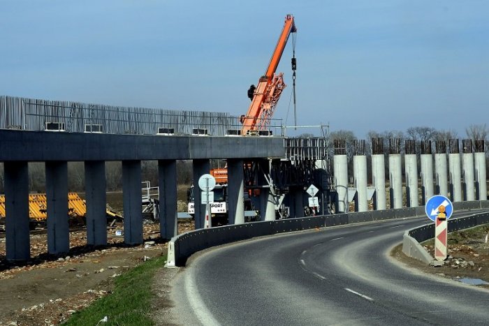 Ilustračný obrázok k článku Výstavba obchvatu si vyžiada víkendové uzávierky ulíc Hydinárska a Vlčie hrdlo