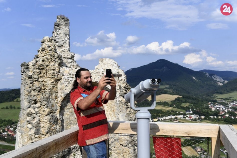 Ilustračný obrázok k článku Výborná správa z Považského hradu: Populárna atrakcia je späť! FOTO