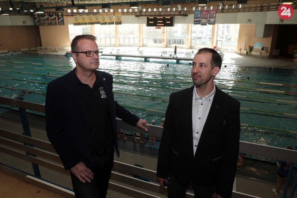 Ilustračný obrázok k článku Mestskú krytú plaváreň ocenili za novátorsky projekt v úspore energií