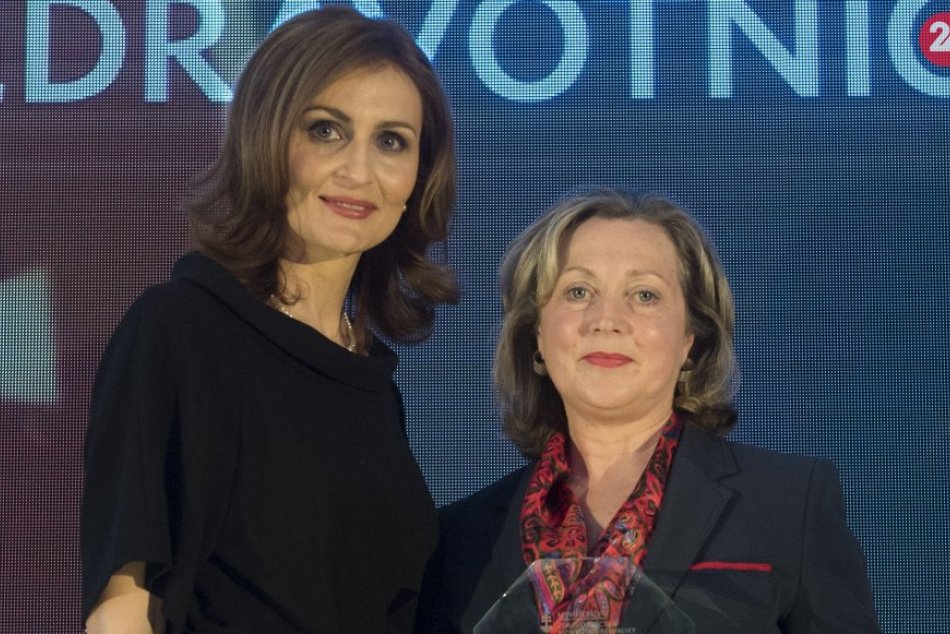 Ilustračný obrázok k článku Ministerka ocenila bystrickú lekárku. Stojí na čele jediného laboratória svojho druhu na Slovensku