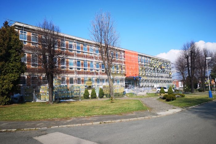 Ilustračný obrázok k článku Vo Svite zatepľujú mestský úrad: Baťovský charakter budovy zostane zachovaný