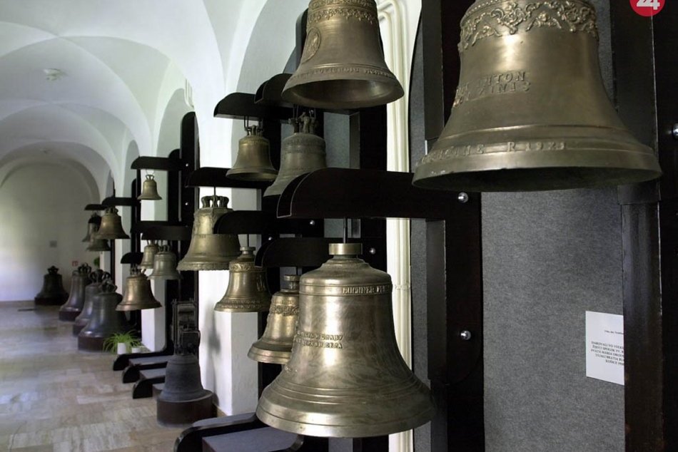 Ilustračný obrázok k článku Krásne i ničivé zvuky Trnavy: Majestátne zvony ľudí ohurujú aj ohlušujú