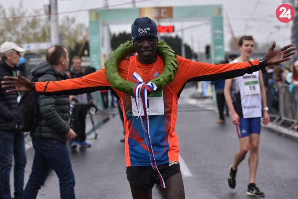 Ilustračný obrázok k článku FOTO: Na 72. ročníku Národného behu Devín - Bratislava zvíťazili Keňania, zo Slovákov najlepší Ďurec
