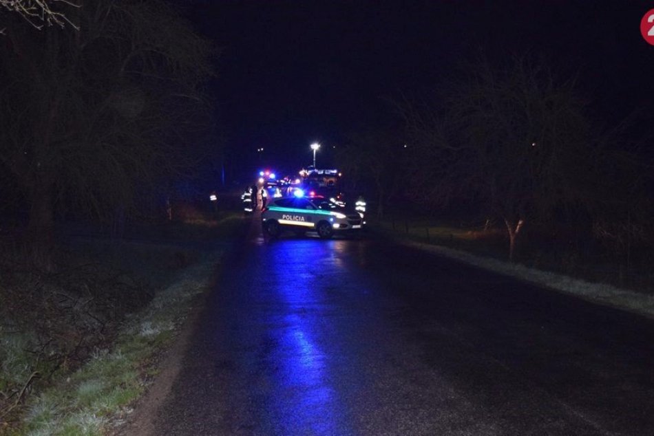 Ilustračný obrázok k článku Nehoda dvoch áut pri Skalici: Cestu uzavreli v oboch smeroch