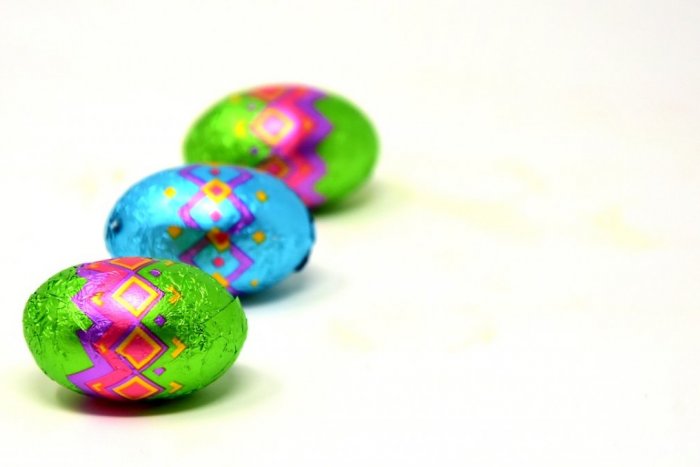 Ilustračný obrázok k článku Veľkonočná lúpež: Z kamióna ukradol čokoládové tyčinky a 1000 vajíčok s prekvapením