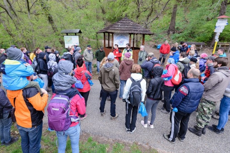 Ilustračný obrázok k článku Zobor by mal mať vlastné informačné centrum pre turistov: Stavať ho chcú budúci rok