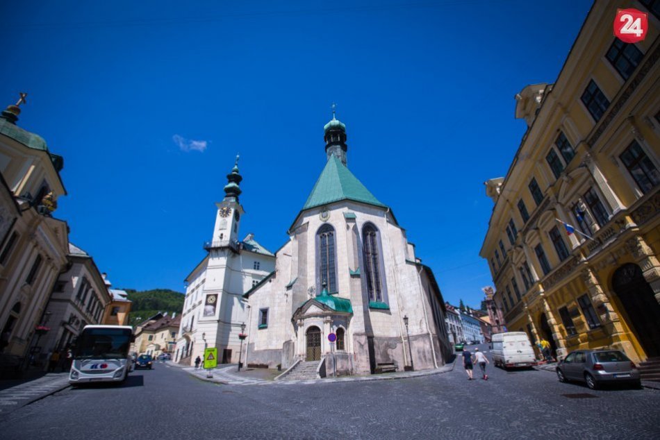 Ilustračný obrázok k článku Zo Štiavnice až do Bratislavy a späť: Obľúbený priamy spoj sa vracia!