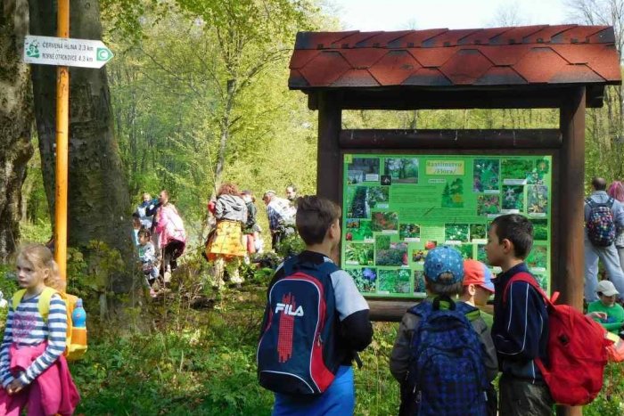 Ilustračný obrázok k článku Najväčšia turistická akcia regiónu: 41. ročník jesenného pochodu láka do prírody