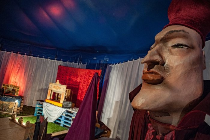 Ilustračný obrázok k článku Amatérske divadlá sa stretnú v Močenku: Odštartujú postupovú súťaž „Na scénu“