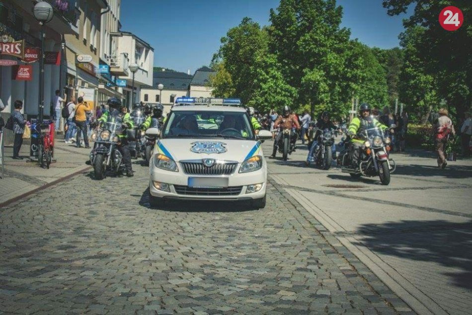 Ilustračný obrázok k článku Humenské námestie zaplaví more motoriek: Čaká nás interesantné motorové divadlo!