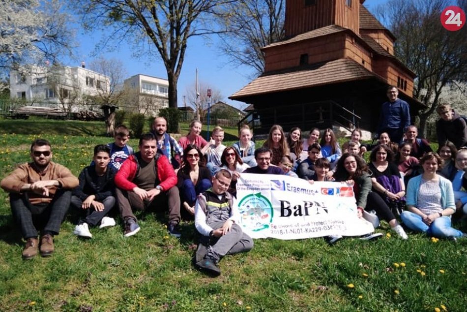 Ilustračný obrázok k článku ZŠ Kudlovská hostila zahraničných študentov: Aha, čo všetko v Humennom zažili