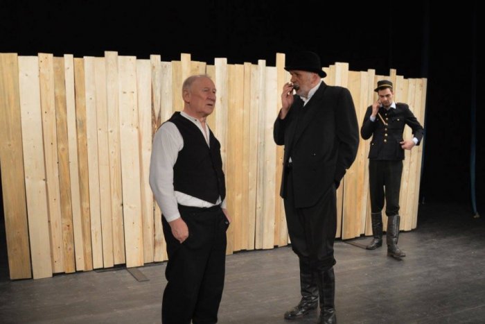 Ilustračný obrázok k článku Zlatú medailu J.Palárika získal Divadelný súbor Jána Chalupku mesta Brezno