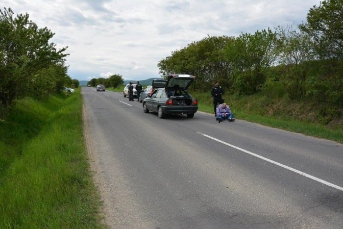 Ilustračný obrázok k článku FOTO: Lučenčan si slobodu dlho neužil. V aute mu našli drogy, za ktoré už sedel